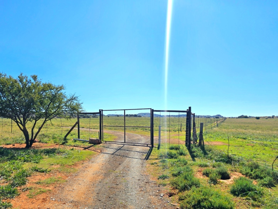 4 Bedroom Property for Sale in Bloemfontein Rural Free State